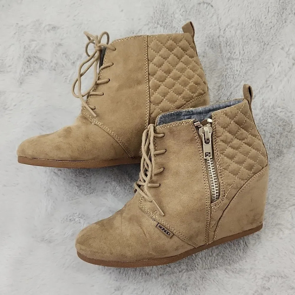 BONGO Tan colored ankle boots size 7